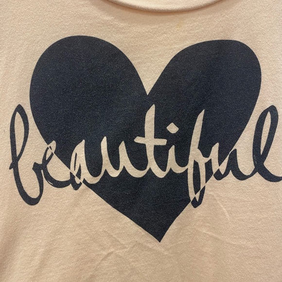 Beautiful Heart Torrid Womens T-Shirt Peach Short Sleeve - Picture 2 of 4
